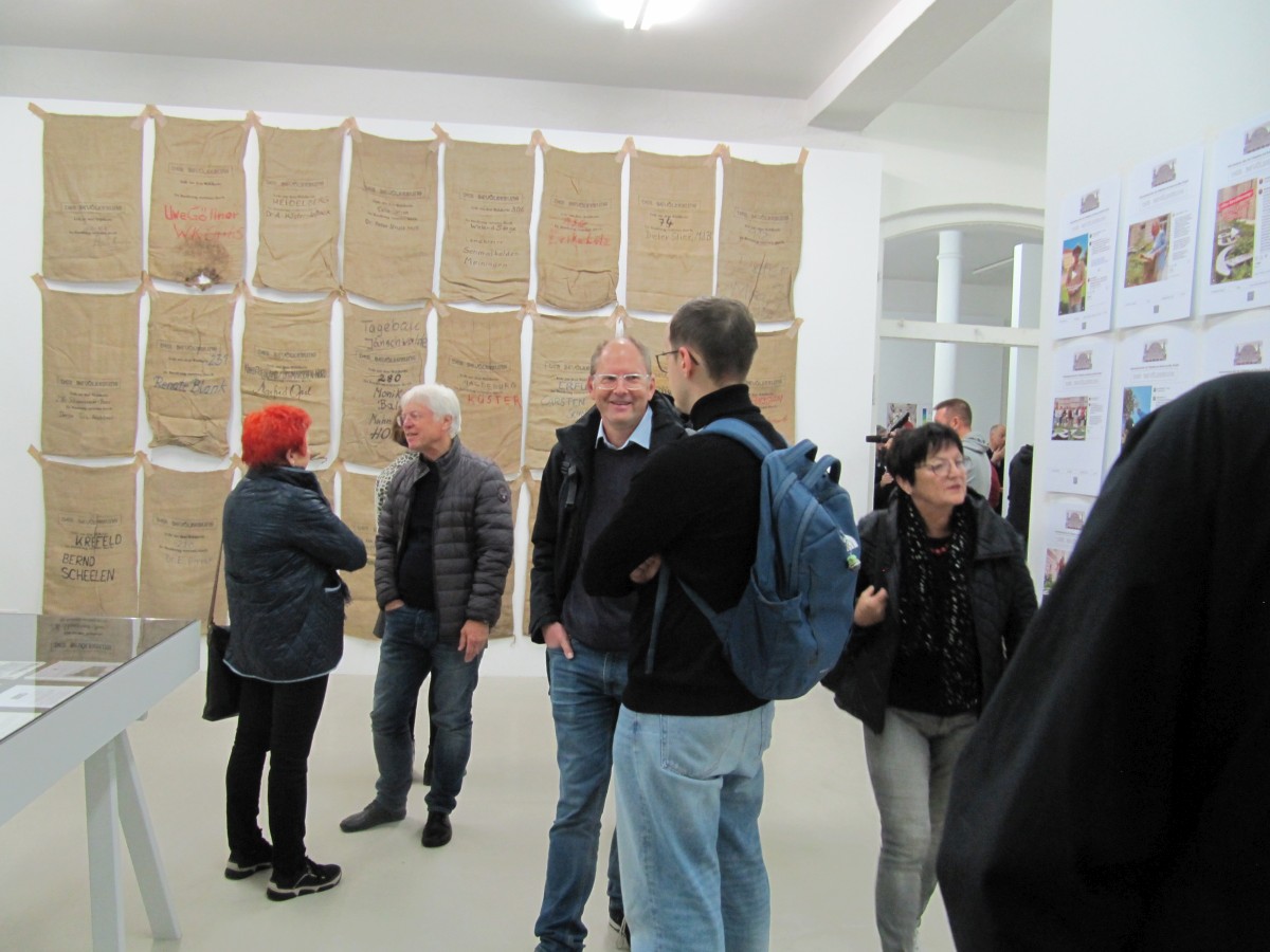 Der_Bevoelkerung_25Jahre