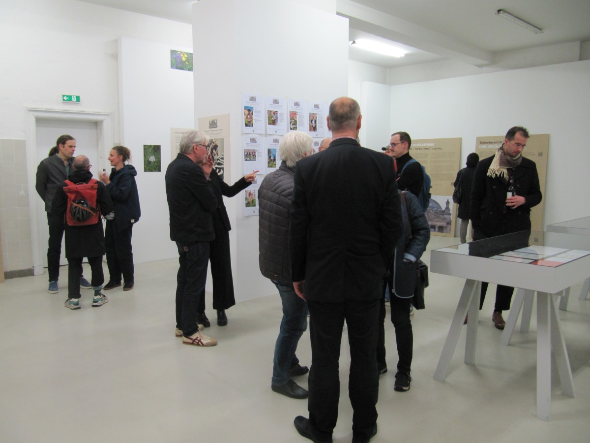 Der_Bevoelkerung_25Jahre