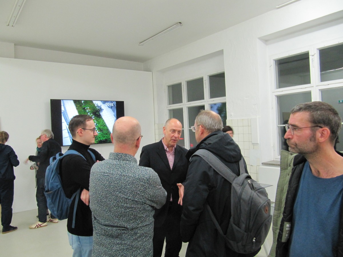 Der_Bevoelkerung_25Jahre