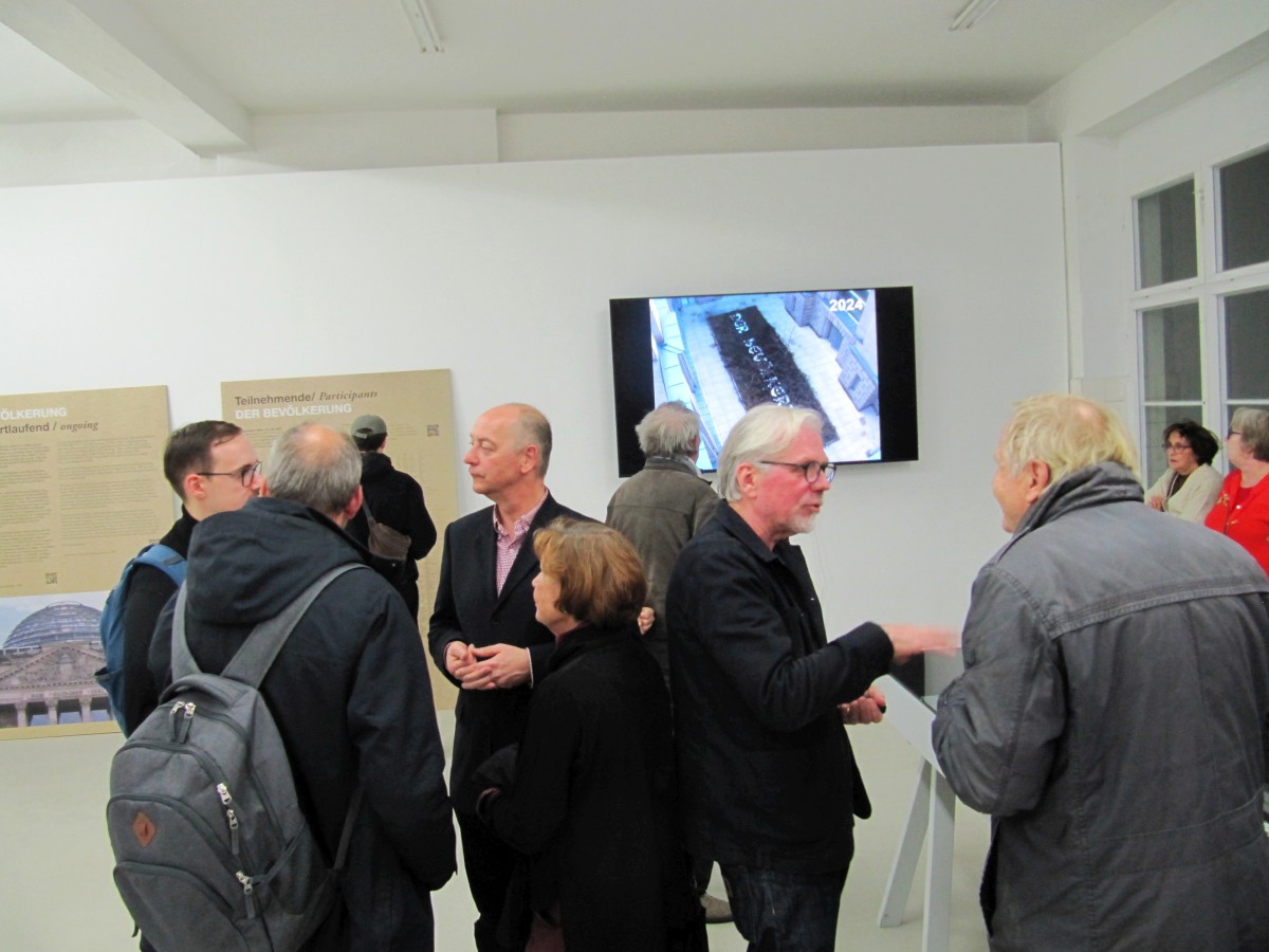 Der_Bevoelkerung_25Jahre