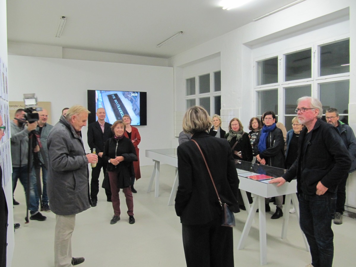 Der_Bevoelkerung_25Jahre