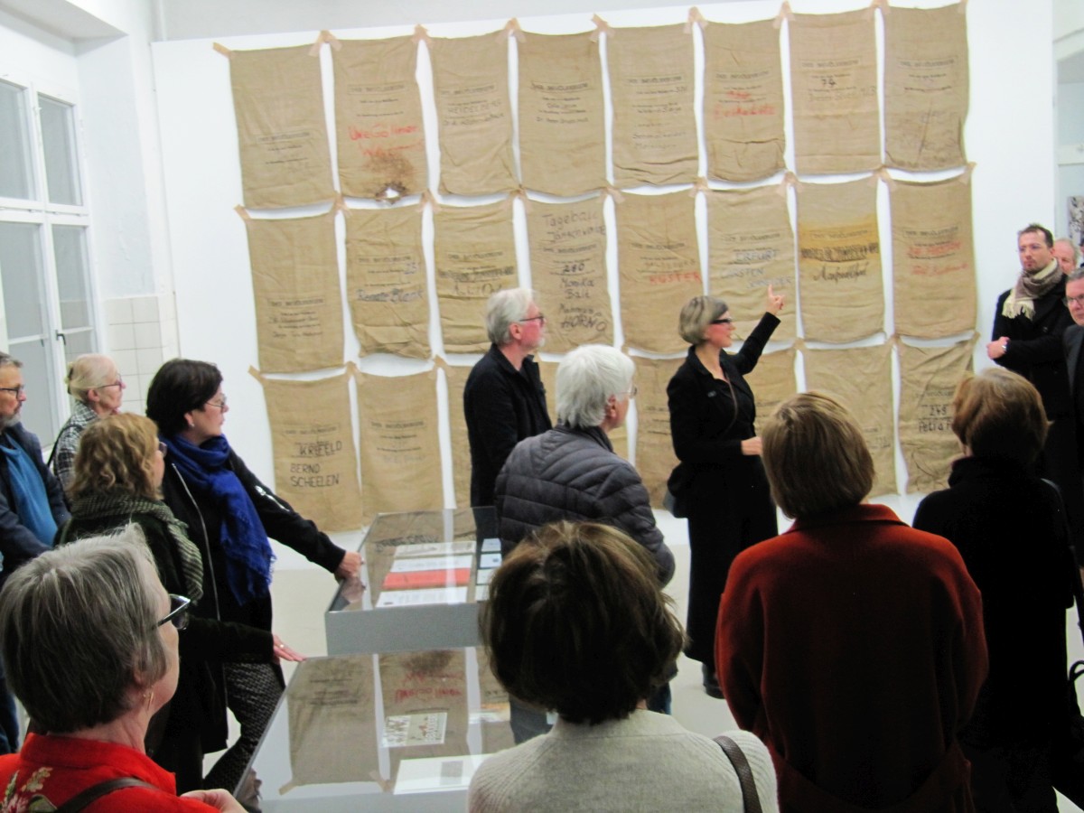 Der_Bevoelkerung_25Jahre