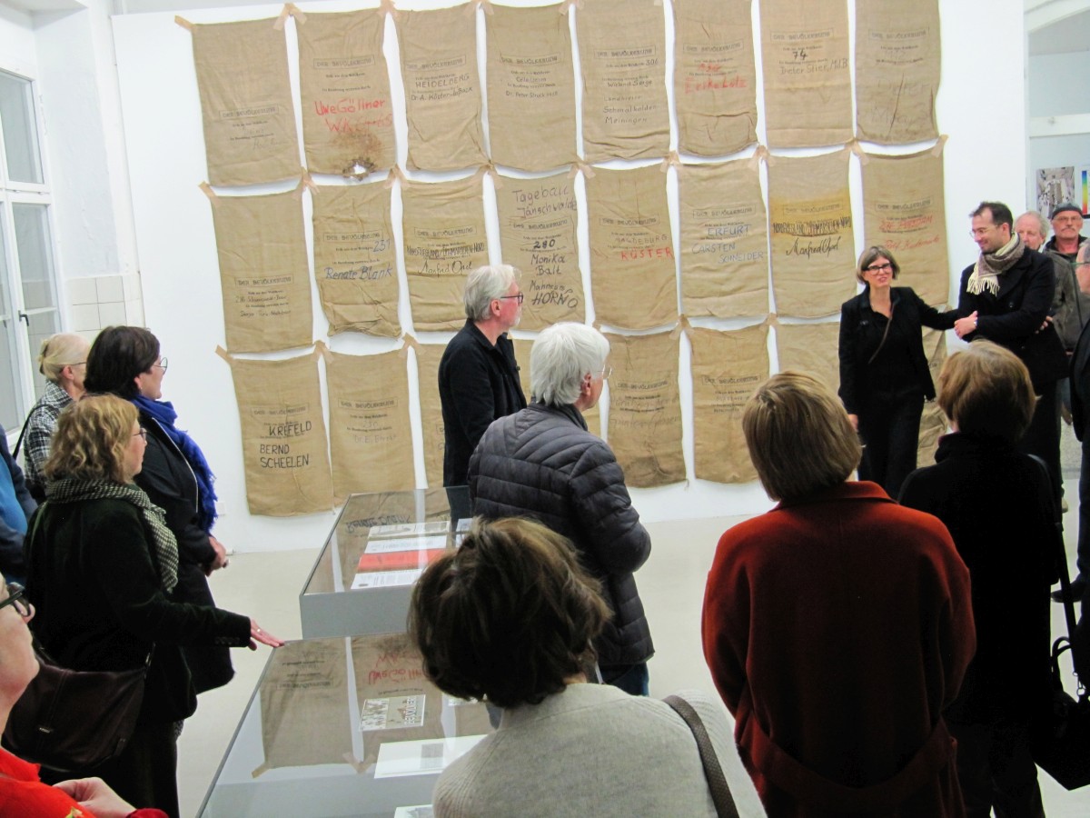 Der_Bevoelkerung_25Jahre