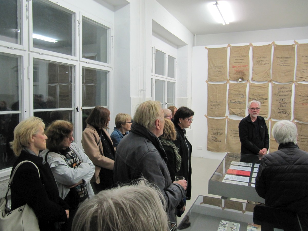 Der_Bevoelkerung_25Jahre