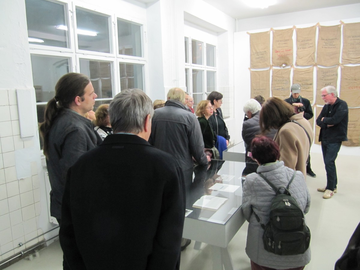 Der_Bevoelkerung_25Jahre