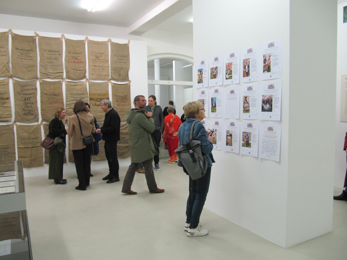 Der_Bevoelkerung_25Jahre