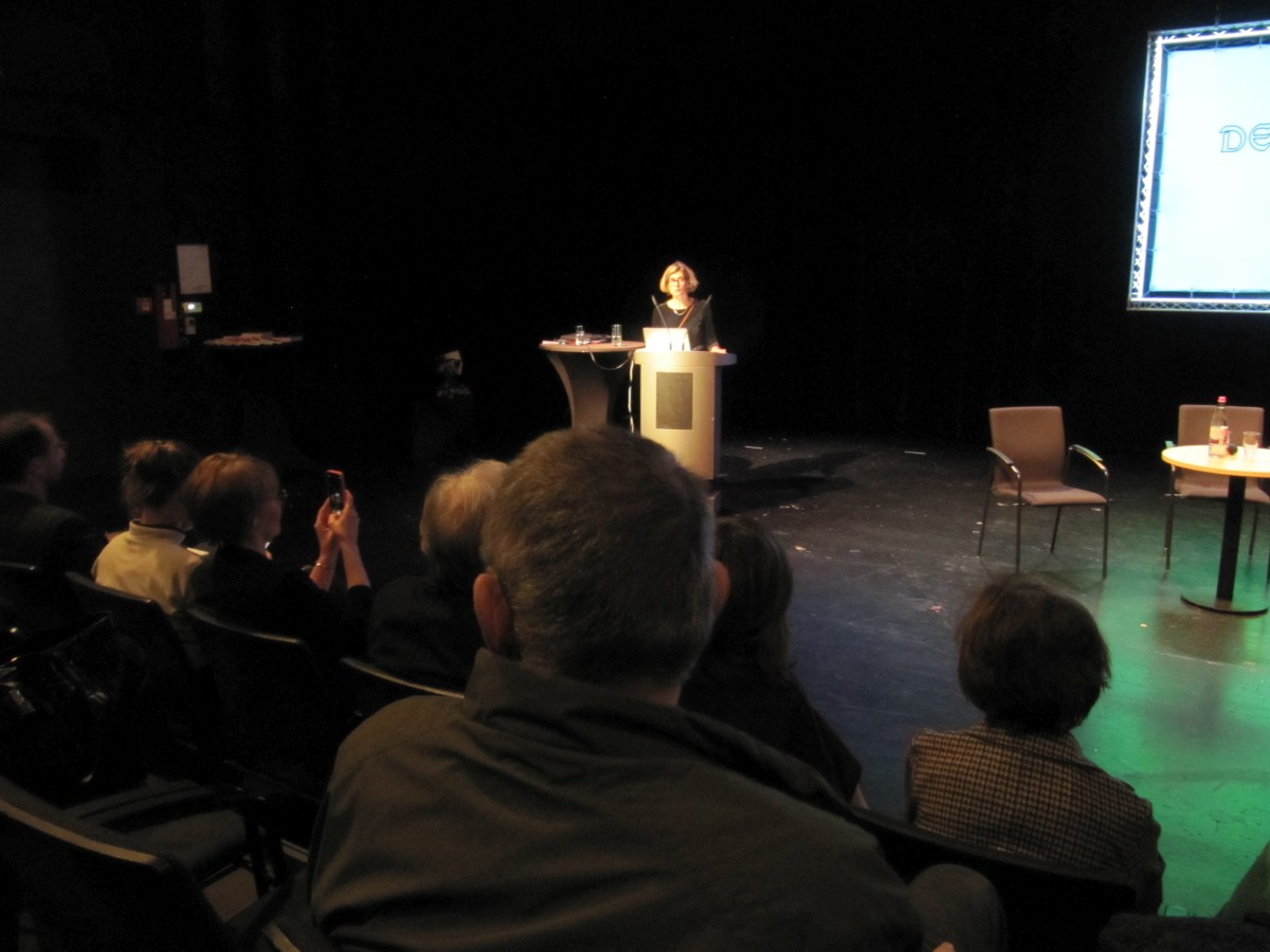 Der_Bevoelkerung_25Jahre