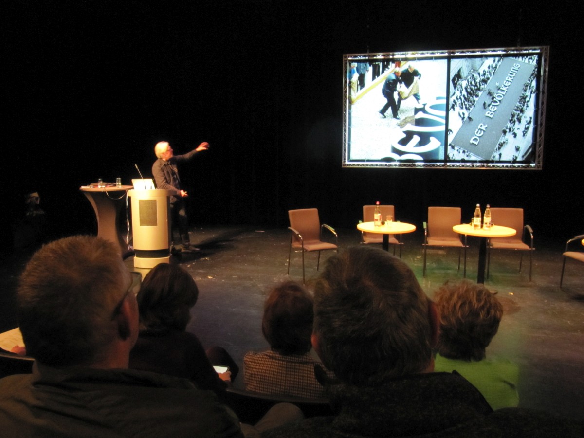 Der_Bevoelkerung_25Jahre