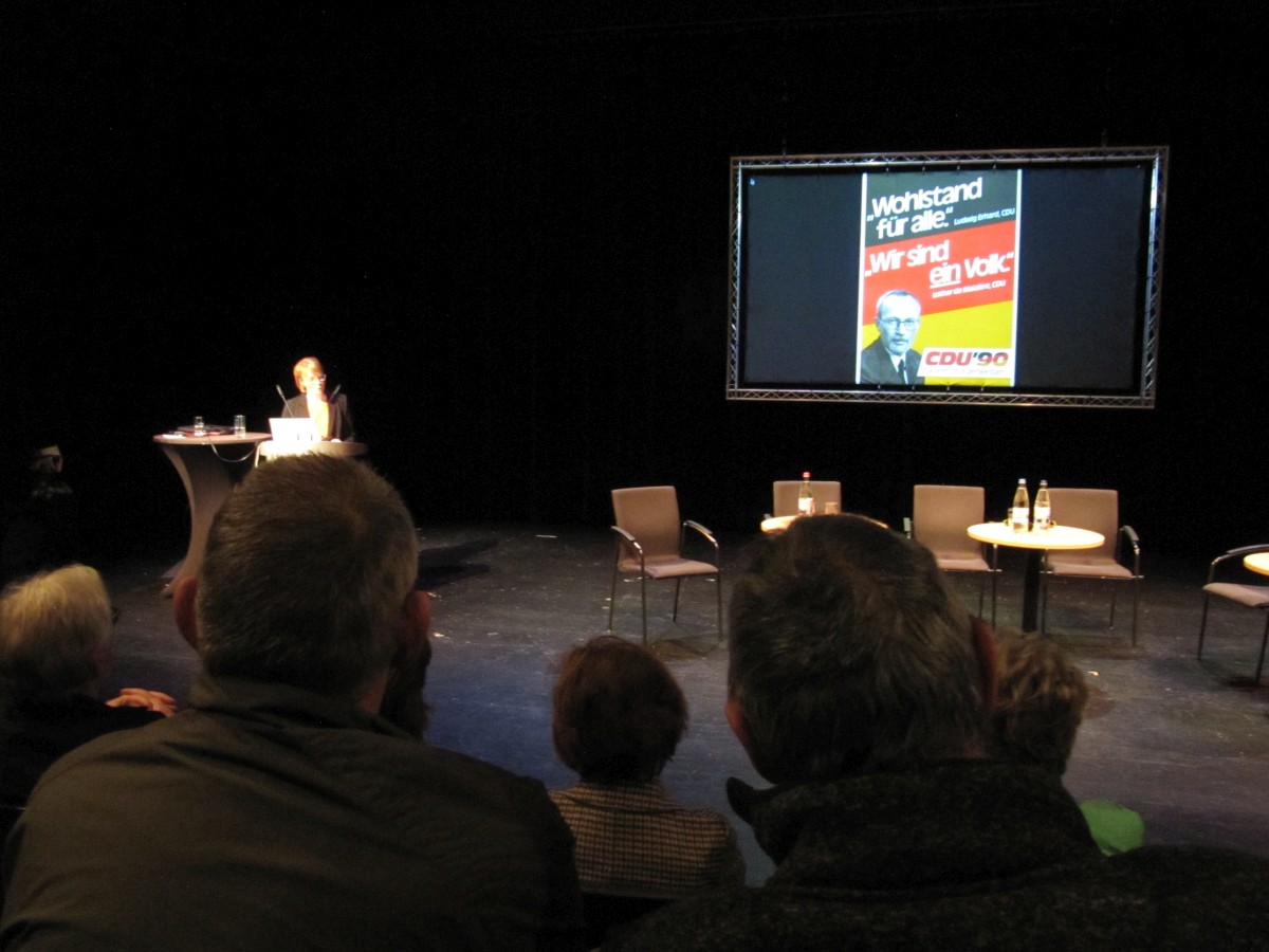 Der_Bevoelkerung_25Jahre