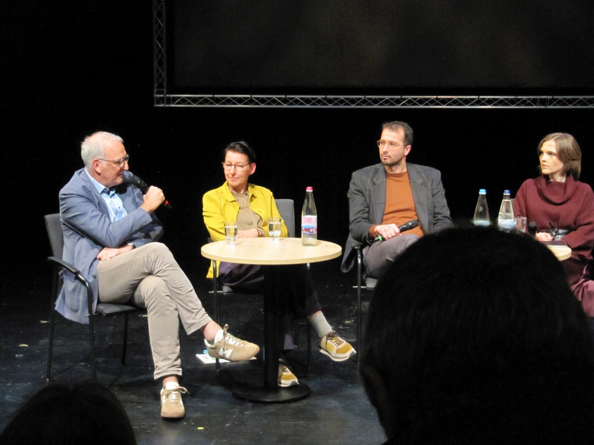 Der_Bevoelkerung_25Jahre