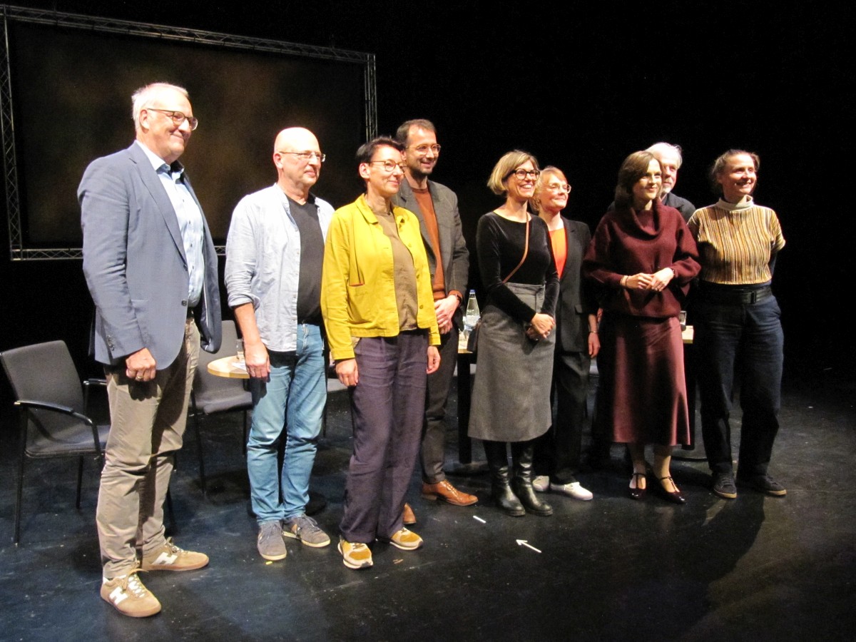 Der_Bevoelkerung_25Jahre