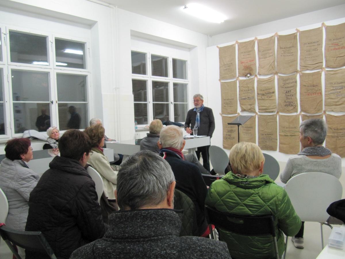 Der_Bevoelkerung_25Jahre