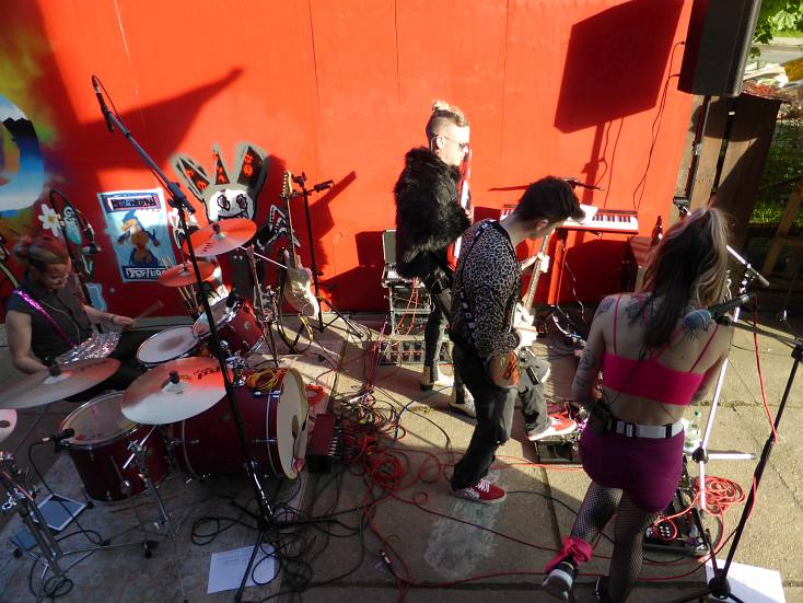 Gold_statt_Braun_2023-05-07