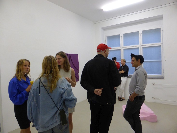 NGfZK_2023_Zwischenraeume