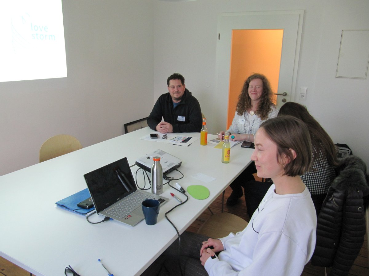 Politisch_ist_was_Raeume_schafft_2025